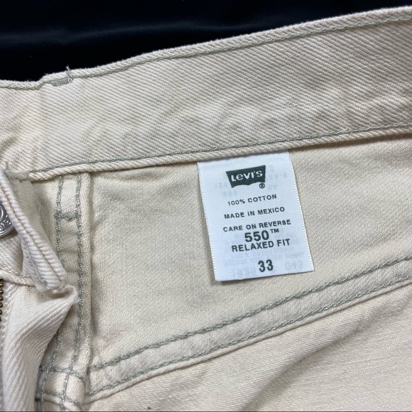 Levi’s 550 khaki cream shorts size 33 - Picture 9 of 11